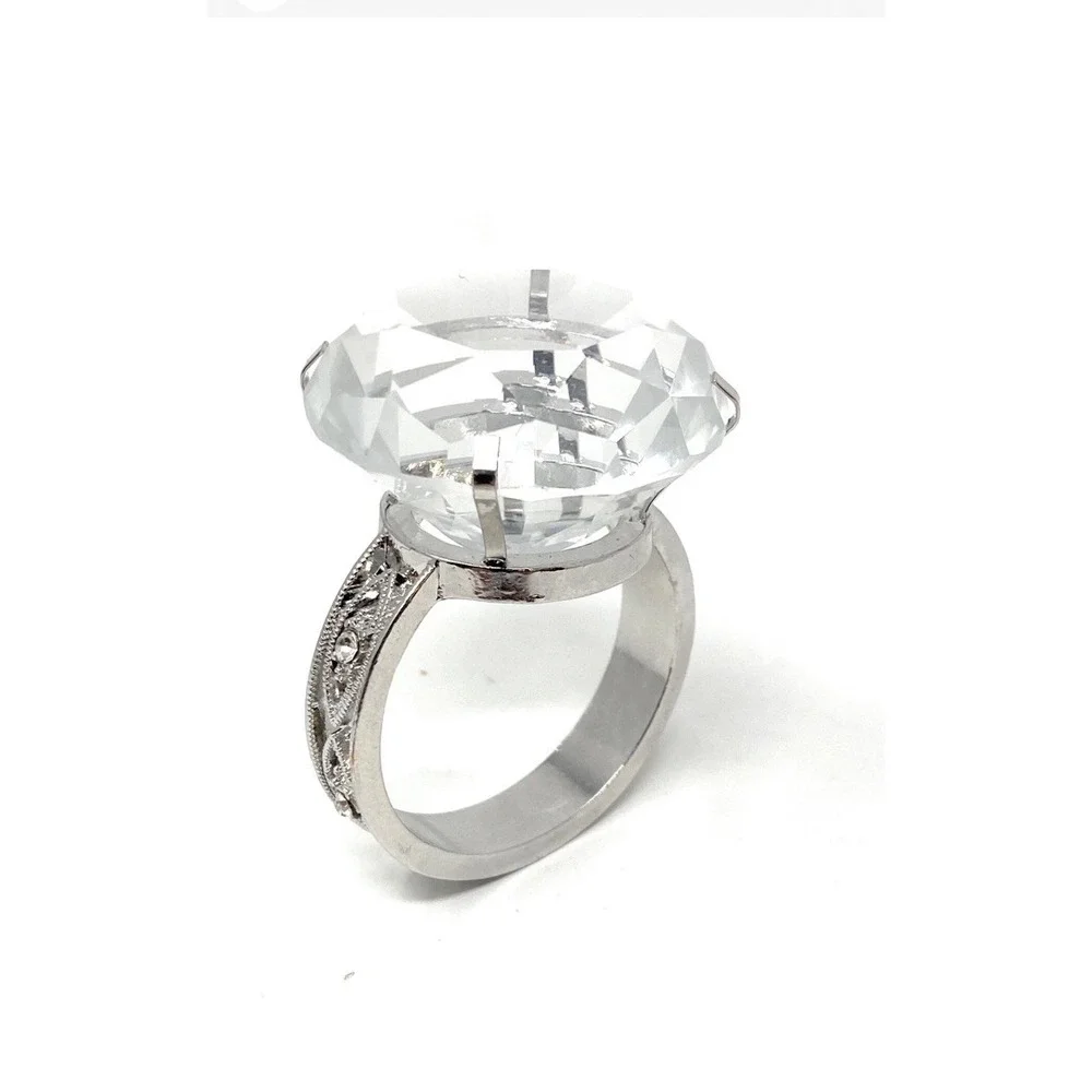 The Unbranded Brand crystal diamond